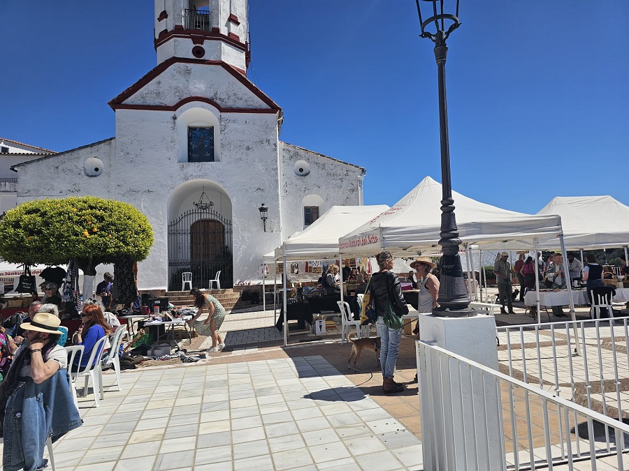 La Plaza de Constitucion in Genalguacil